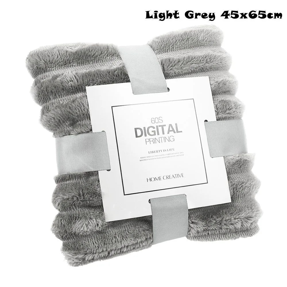 New Double Sided Warm Blanket Skin-Friendly Breathable Conditioning Quilt Solid Color Ultra Soft Striped Blankets